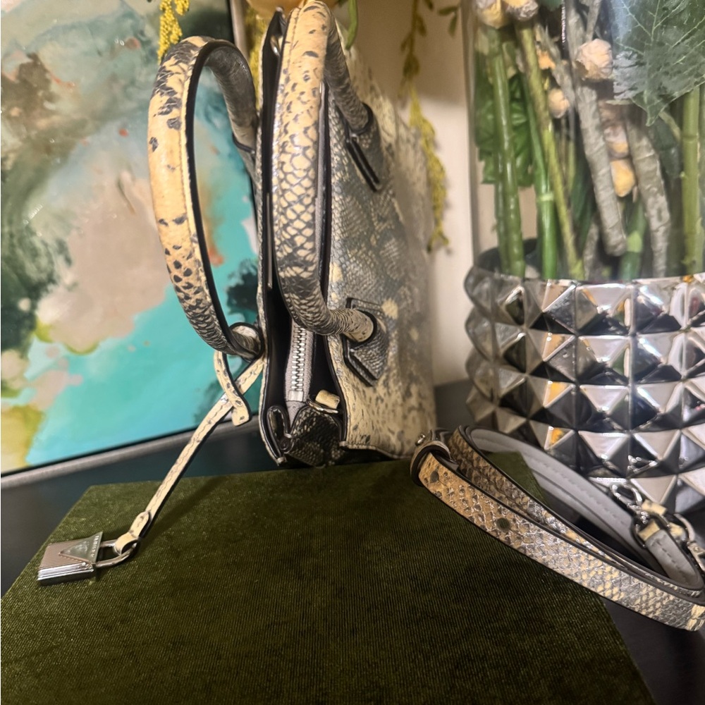 Michael Kors Elegant Snakeskin Crossbody Handbag / NWOT - Picture 7 of 9